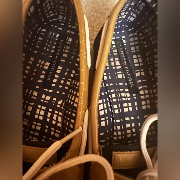 Tommy Hilfiger Twadreil Boat Shoes Canvas Slip On Loafers Womens Size 8 - Picture 3 of 7